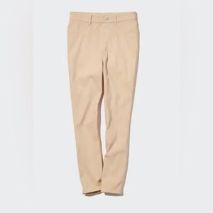 Uniqlo ultra stretch high rise cropped leggings pants in beige, size small.